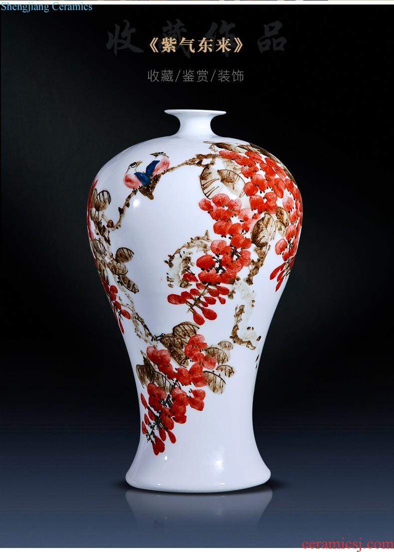 Master of jingdezhen ceramics hand-painted enamel vase means safe relief bamboo modern home sitting room adornment is placed