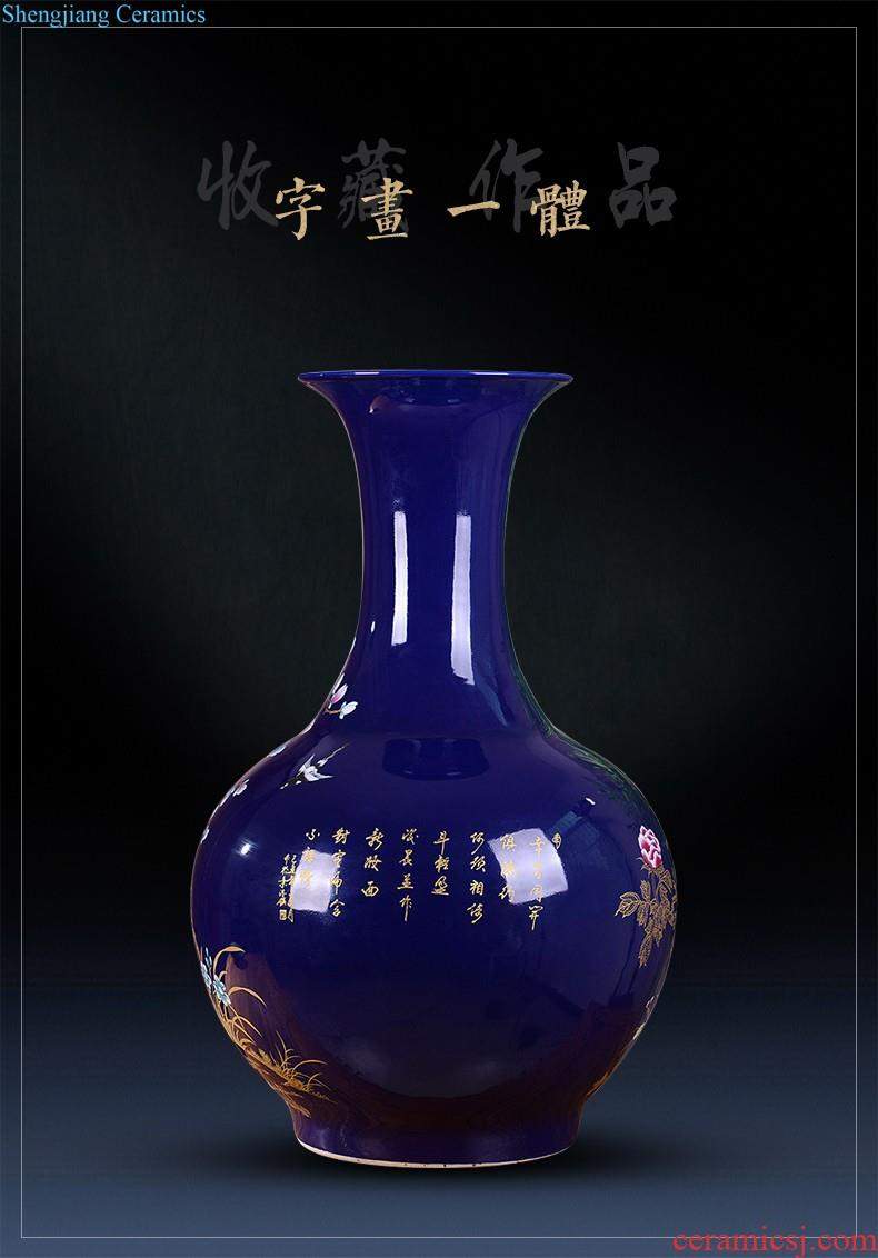 Jingdezhen ceramic vase furnishing articles beaming famille rose gold flower arranging wax gourd bottle of modern Chinese style household decoration