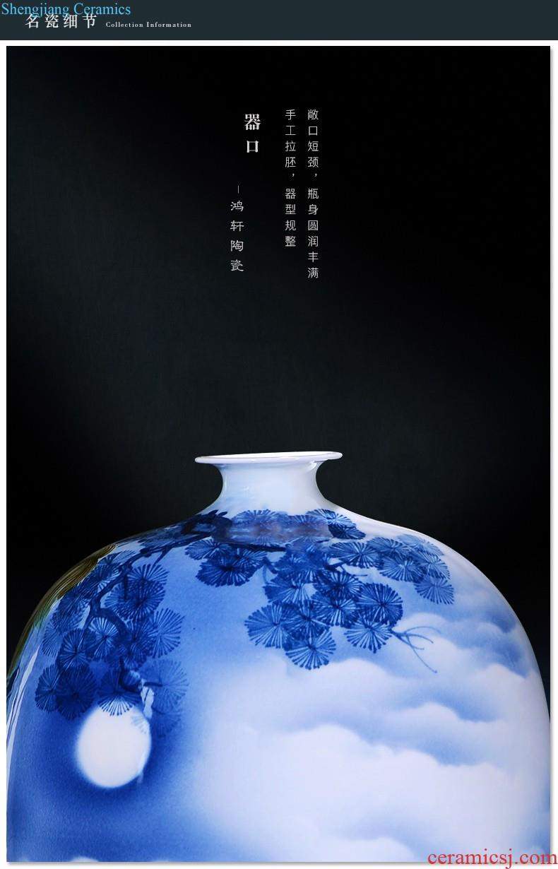 Jingdezhen ceramic vase furnishing articles hand-painted creative retro blue and white porcelain porcelain of sitting room home furnishing articles