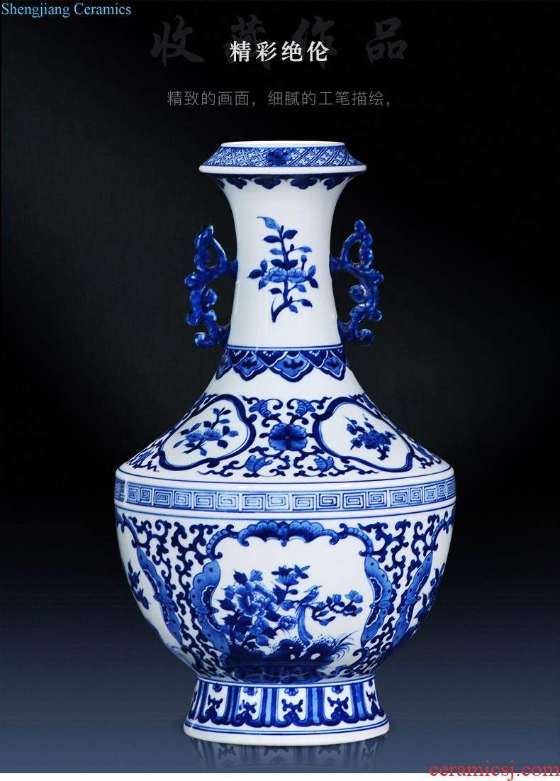 Jingdezhen ceramic flower arrangement of blue and white porcelain vase furnishing articles of Chinese style restoring ancient ways home sitting room TV ark adornment porcelain