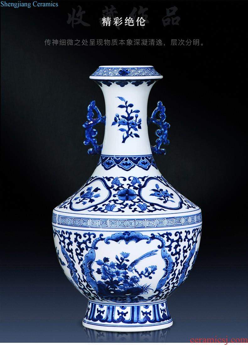 Jingdezhen ceramic flower arrangement of blue and white porcelain vase furnishing articles of Chinese style restoring ancient ways home sitting room TV ark adornment porcelain