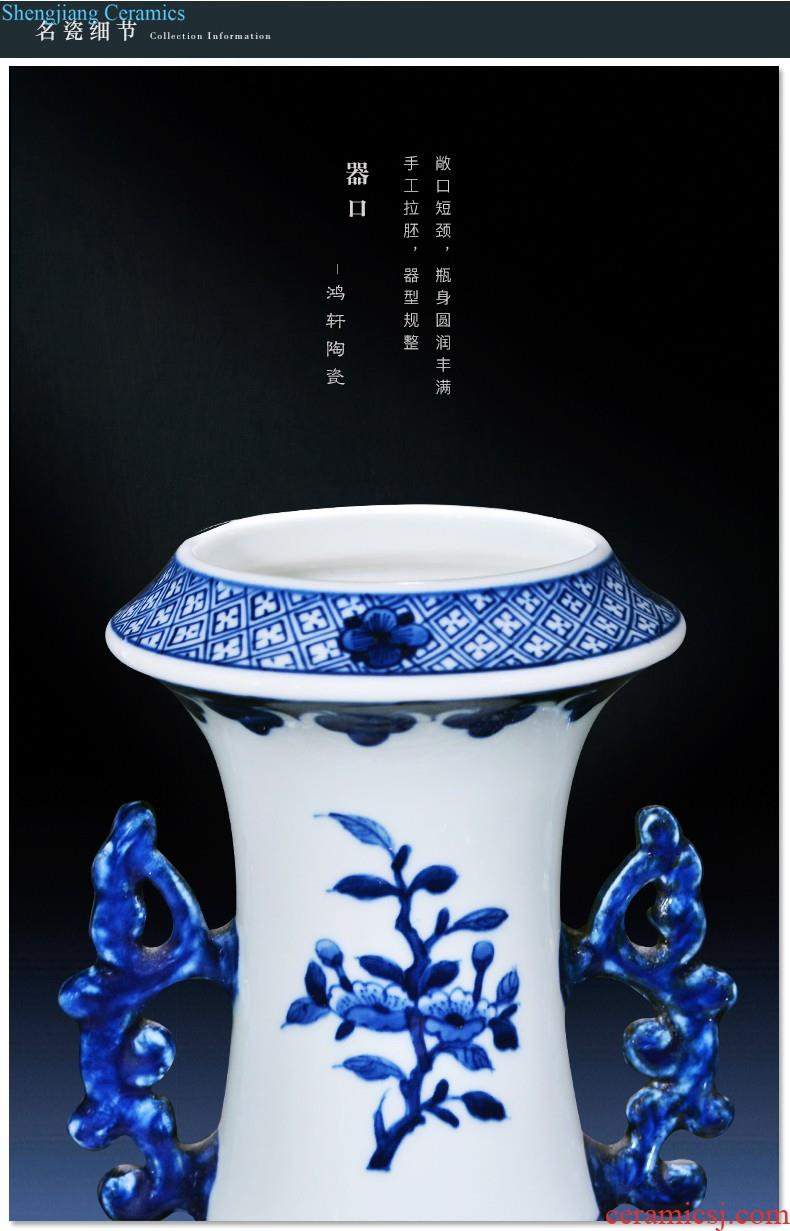 Jingdezhen ceramic flower arrangement of blue and white porcelain vase furnishing articles of Chinese style restoring ancient ways home sitting room TV ark adornment porcelain