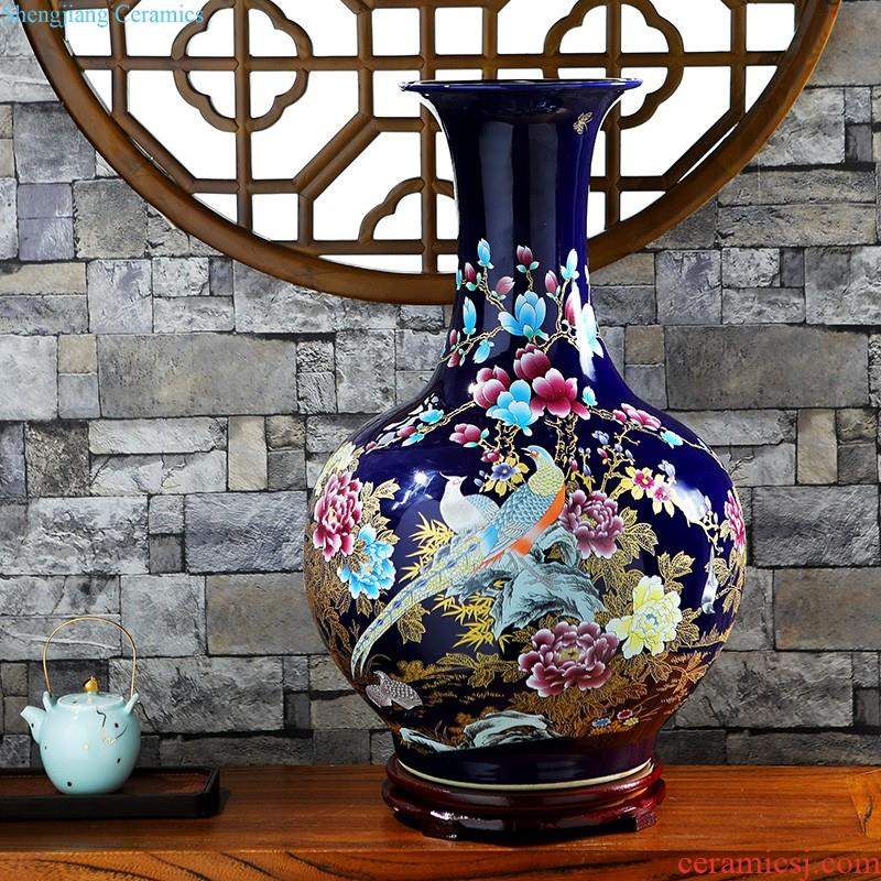 Jingdezhen ceramic vase furnishing articles beaming famille rose gold flower arranging wax gourd bottle of modern Chinese style household decoration