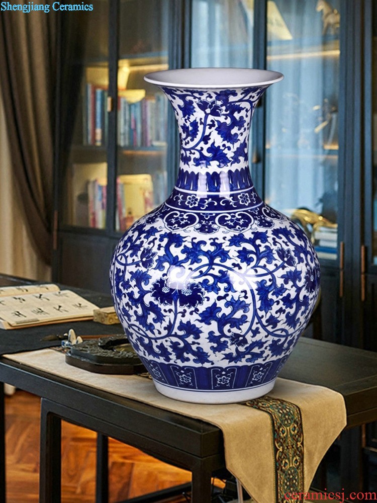 Jingdezhen ceramics furnishing articles TV ark blue and white porcelain vase and the new Chinese style household flower arrangement sitting room adornment