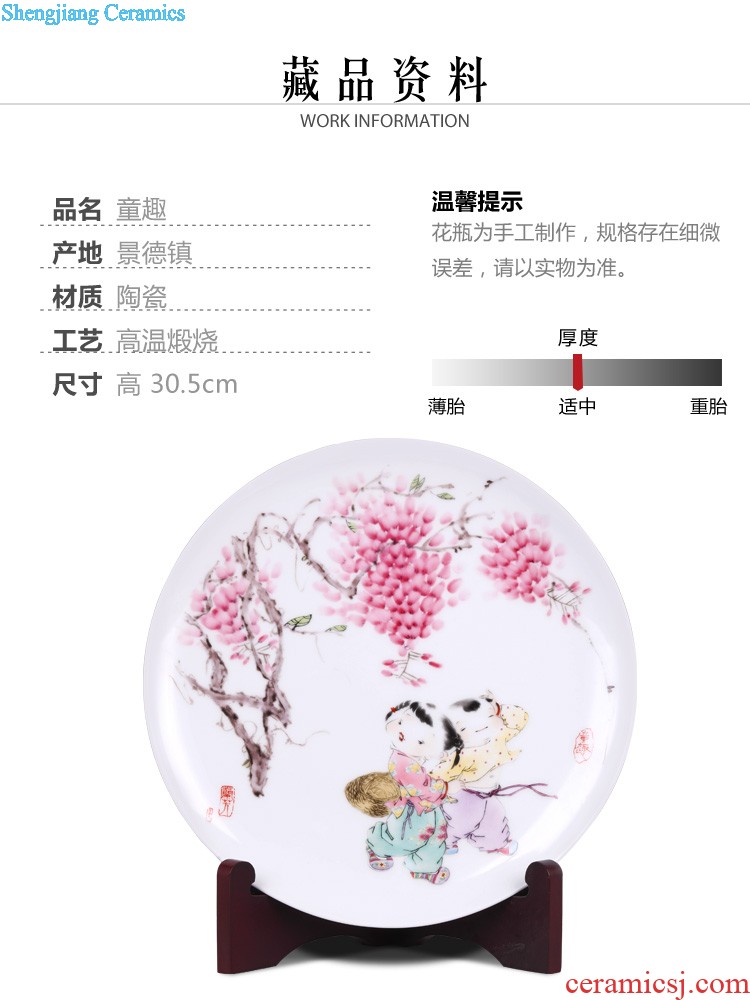 Jingdezhen ceramics furnishing articles hand-painted pine chardonnay vases, the sitting room porch decoration of Chinese style household furnishing articles