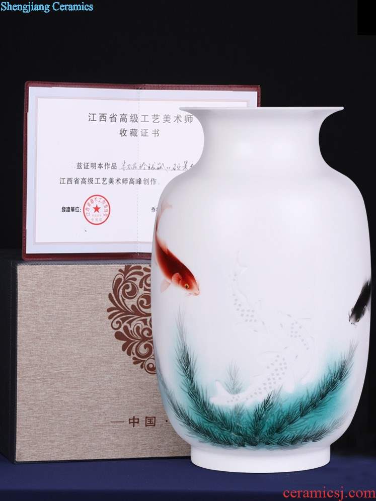 Jingdezhen ceramics furnishing articles hand-painted proud snow ice pose new Chinese style household vase flower arranging dried flowers sitting room adornment