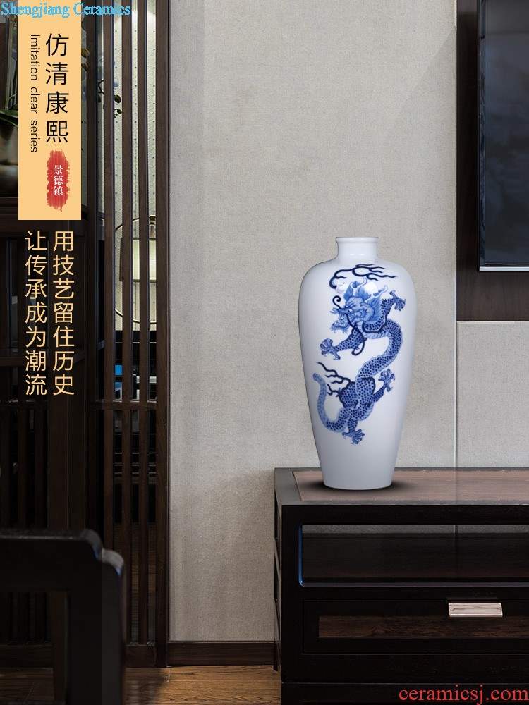 Jingdezhen ceramics antique blue and white lotus pond clear interest vase small play classical rich ancient frame decoration and furnishing articles