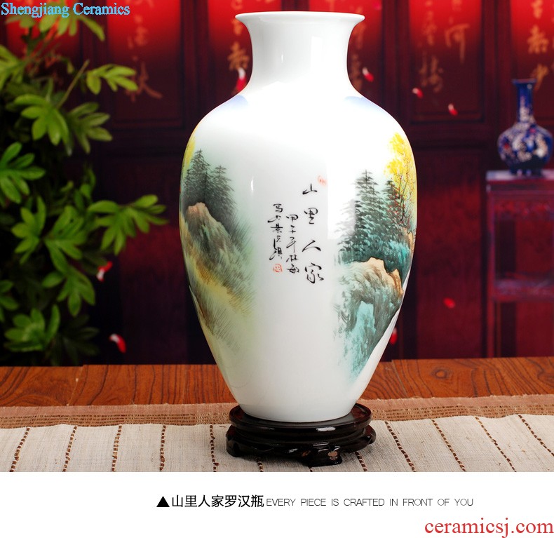 Hand-painted chrysanthemum patterns of blue and white porcelain of jingdezhen ceramics surface square vase furnishing articles study calligraphy and painting is received