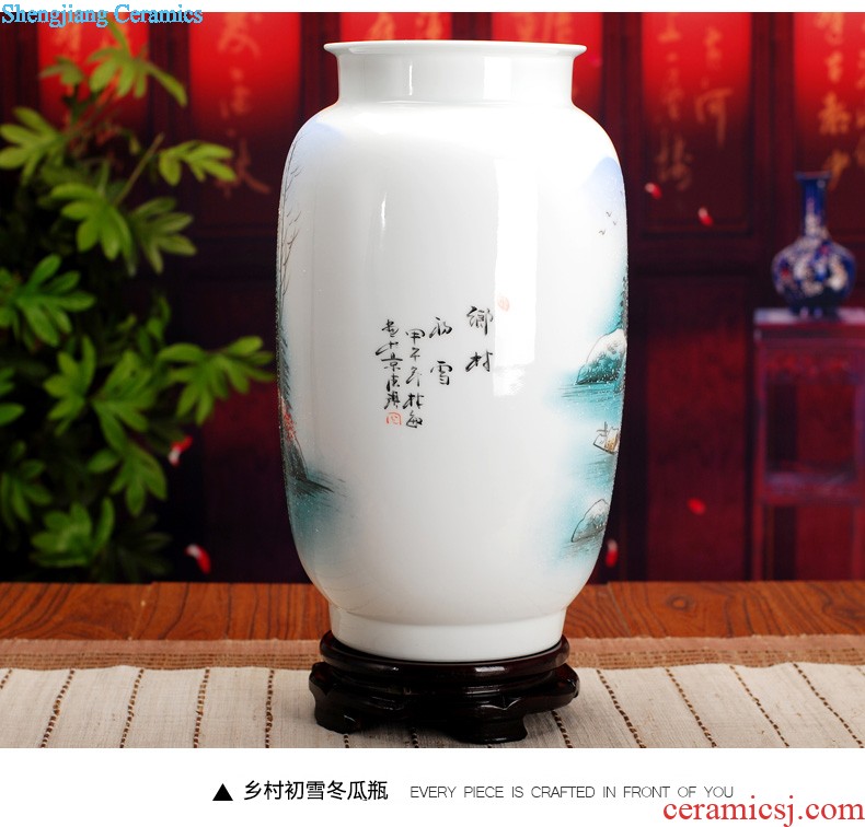 Hand-painted chrysanthemum patterns of blue and white porcelain of jingdezhen ceramics surface square vase furnishing articles study calligraphy and painting is received