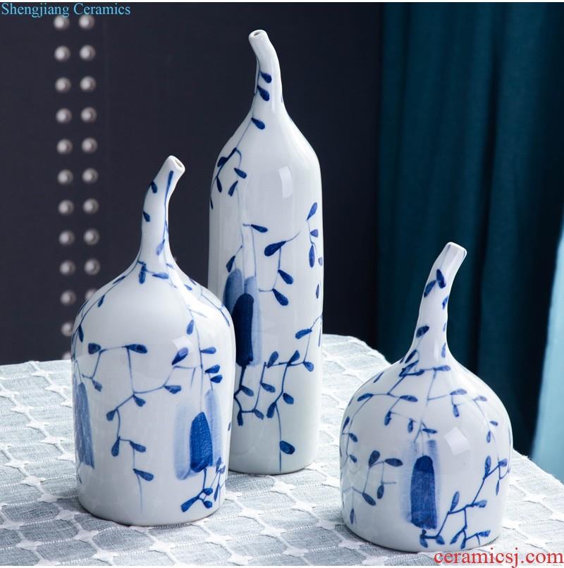 Jingdezhen ceramic smile furnishing articles sitting room home decoration housewarming gift gift creative arts and crafts