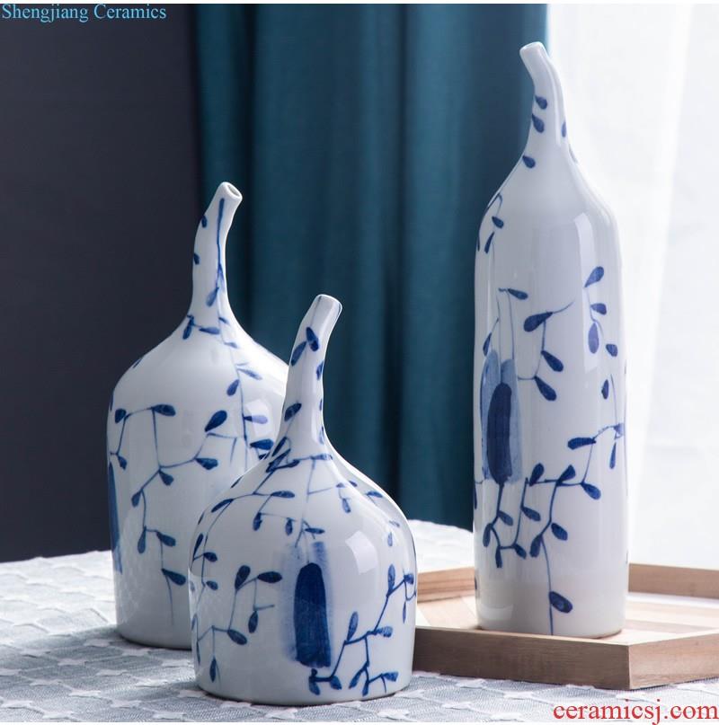 Jingdezhen ceramic smile furnishing articles sitting room home decoration housewarming gift gift creative arts and crafts