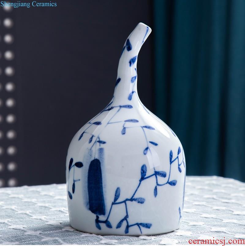 Jingdezhen ceramic smile furnishing articles sitting room home decoration housewarming gift gift creative arts and crafts