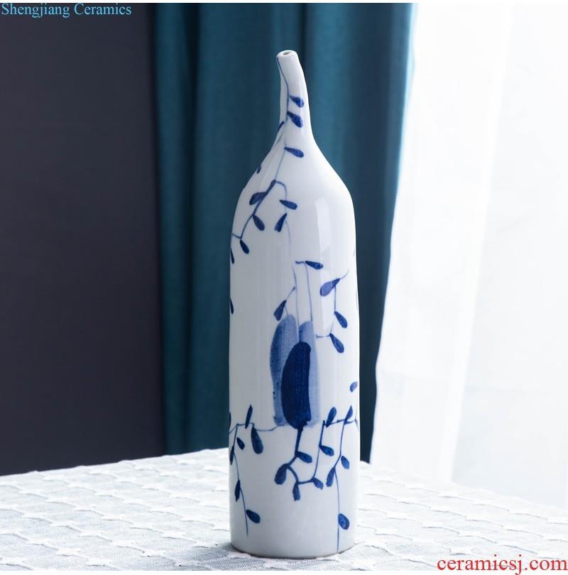 Jingdezhen ceramic smile furnishing articles sitting room home decoration housewarming gift gift creative arts and crafts