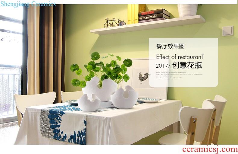 Mr Han mei home sitting room ark adornment furnishing articles wedding present ceramic paint couples like decoration in 21056