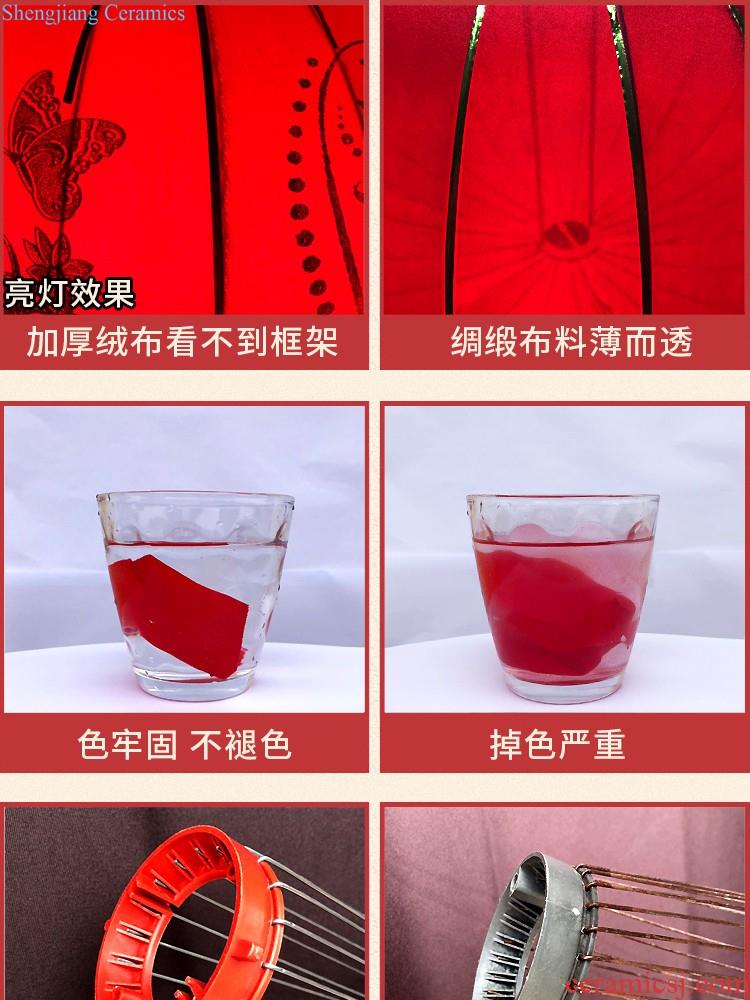 Red lanterns during the Spring Festival shopping mall hotel decorate adornment things hang act the role ofing New Year lantern outdoor advertising business door