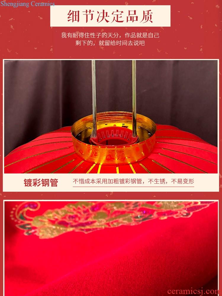 Red lanterns during the Spring Festival shopping mall hotel decorate adornment things hang act the role ofing New Year lantern outdoor advertising business door