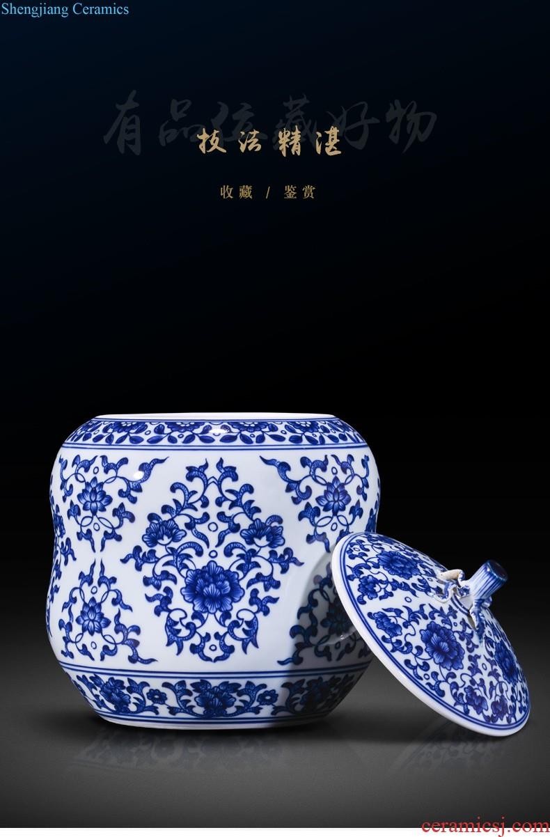 Jingdezhen ceramics imitation qing qianlong bound lotus flower tea pot of new Chinese style household adornment rich ancient frame furnishing articles sitting room