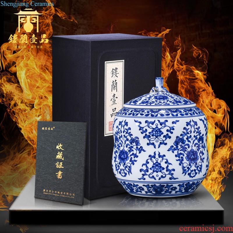 Jingdezhen ceramics imitation qing qianlong bound lotus flower tea pot of new Chinese style household adornment rich ancient frame furnishing articles sitting room