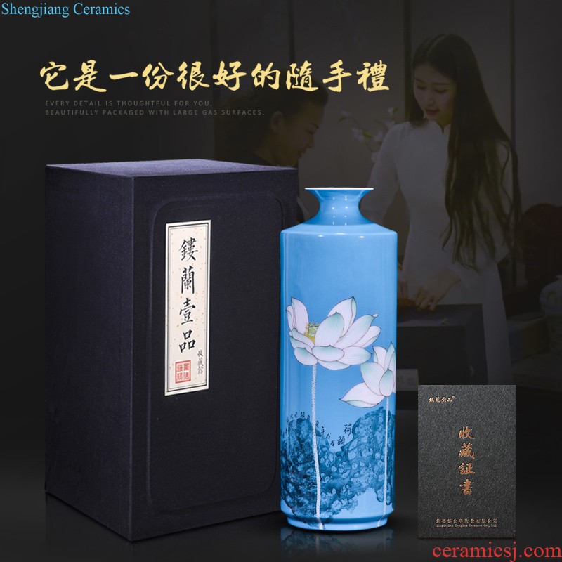 Jingdezhen ceramics hand-painted pastel lotus flower vase collection of new Chinese rich ancient frame home sitting room adornment is placed