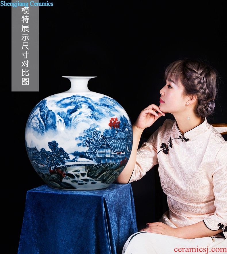 Jingdezhen porcelain vases, antique hand-painted imitation of yuan blue and white guiguzi down big pot sitting room adornment is placed