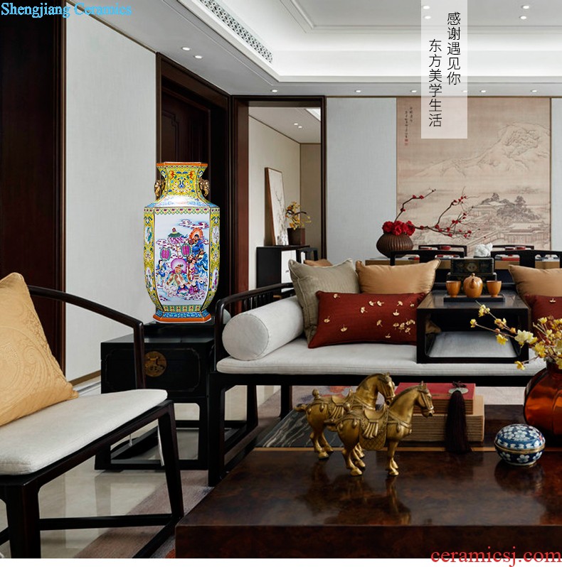 Famous master of jingdezhen ceramics hand-painted porcelain vases, flower arrangement of Chinese style home sitting room adornment is placed