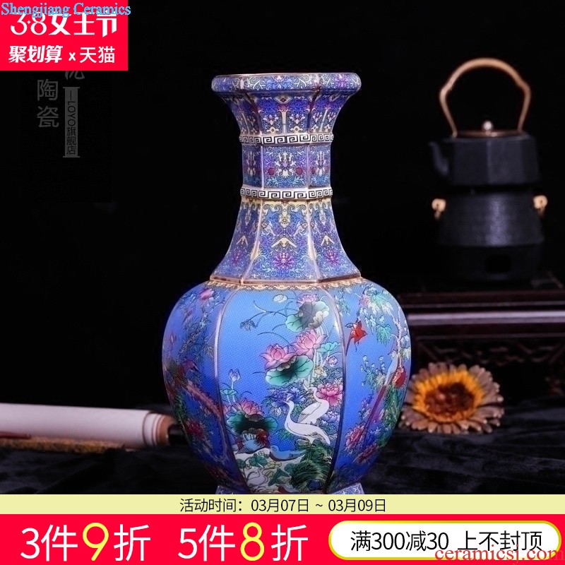 Jingdezhen ceramics Archaize large blue and white porcelain vase is Chinese style living room decoration crafts are arranging flowers