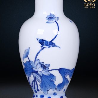 Archaize of jingdezhen ceramic vases, flower arranging grilled pastel flowers open five NiuTu double ears Chinese style household ornaments