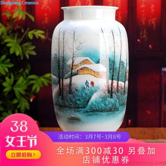 Hand-painted chrysanthemum patterns of blue and white porcelain of jingdezhen ceramics surface square vase furnishing articles study calligraphy and painting is received