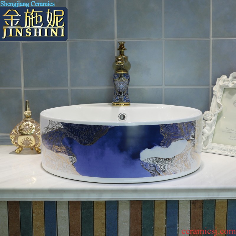 Wash basin on its Chinese blue and white porcelain ceramic toilet creative round the sink household art basin trumpet