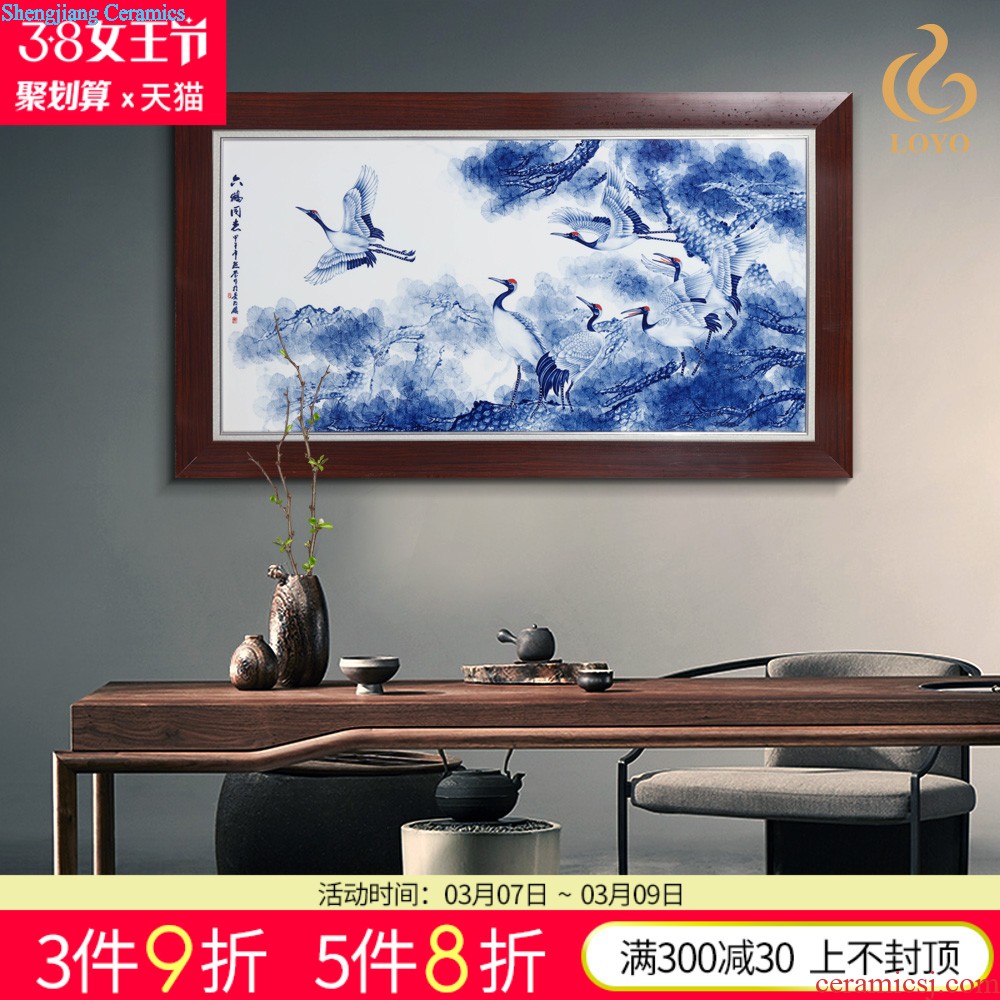 Jingdezhen ceramics hand-painted landscape decoration of Chinese style household porch restaurant background wall mural decoration hangs a picture