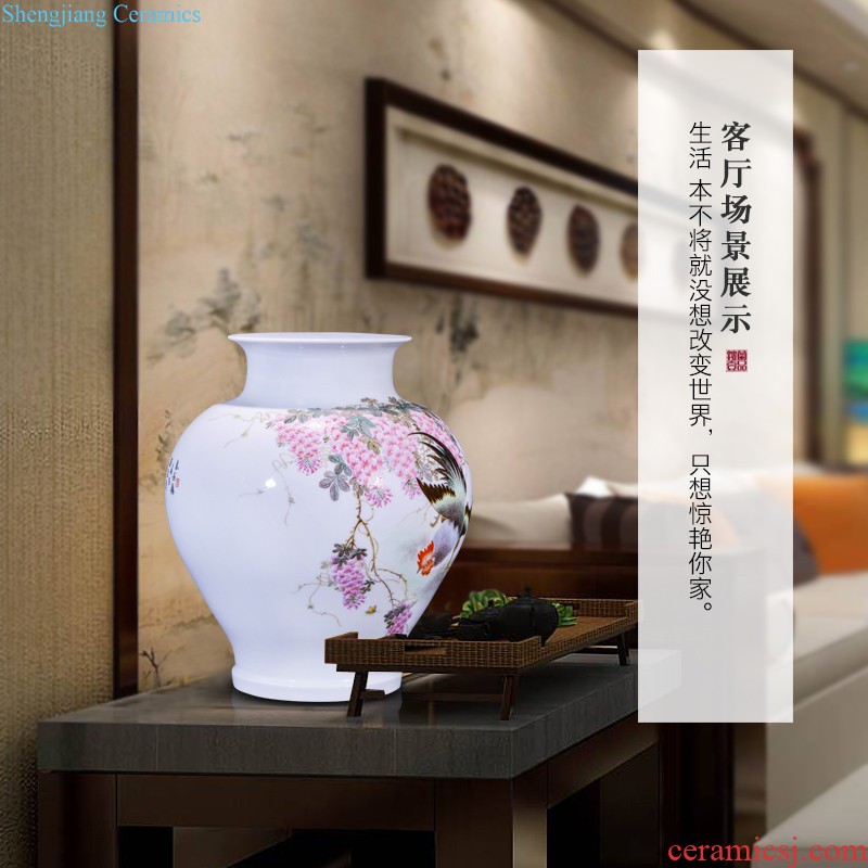 Jingdezhen ceramic antique yongzheng alum red paint Chinese modern floret bottle of decorative home furnishing articles collection, Kowloon