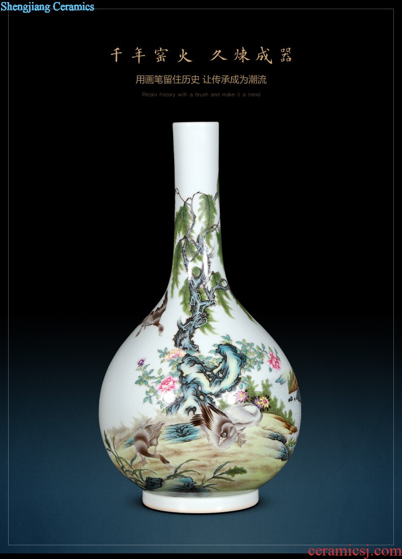 Jingdezhen ceramics imitation qing yongzheng colored enamel peacock willow bottles of Chinese vase trumpet rich ancient frame ornaments