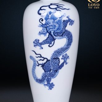 Jingdezhen ceramics antique blue and white lotus pond clear interest vase small play classical rich ancient frame decoration and furnishing articles