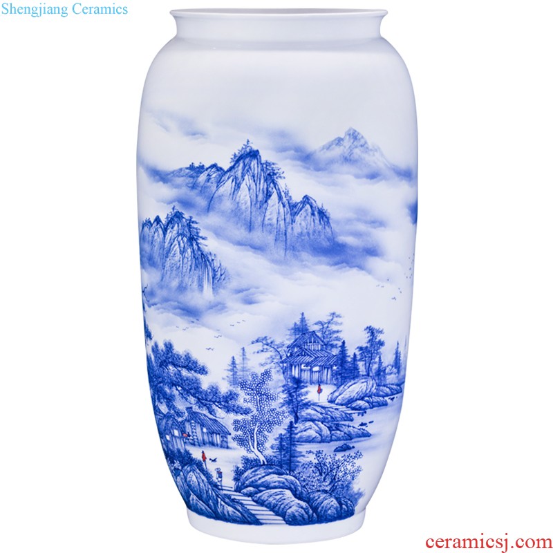 High-quality goods of jingdezhen ceramics hand-painted heavy famille rose red cliff night cruise on the new Chinese style household adornment bottle vase furnishing articles