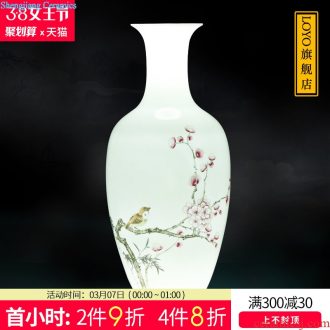 Jingdezhen ceramics Famous hand-painted mountain people vases, flower arrangement, new Chinese style sitting room adornment is placed