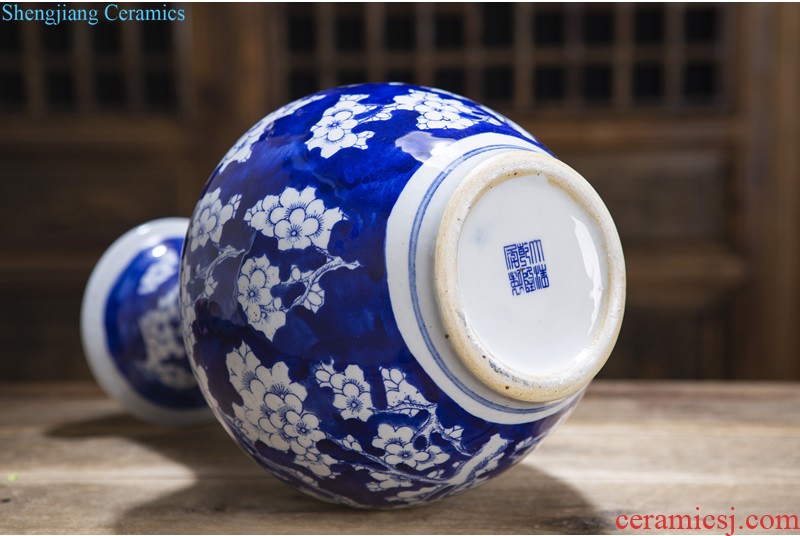 Jingdezhen ceramics Shadow blue glaze antique vase Chinese style restoring ancient ways is the sitting room porch decoration handicraft furnishing articles