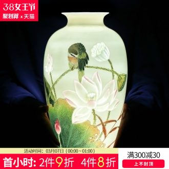 Jingdezhen ceramics furnishing articles Hand painted blue and white porcelain painting of flowers and thin body new Chinese style living room decoration porcelain vase furnishing articles