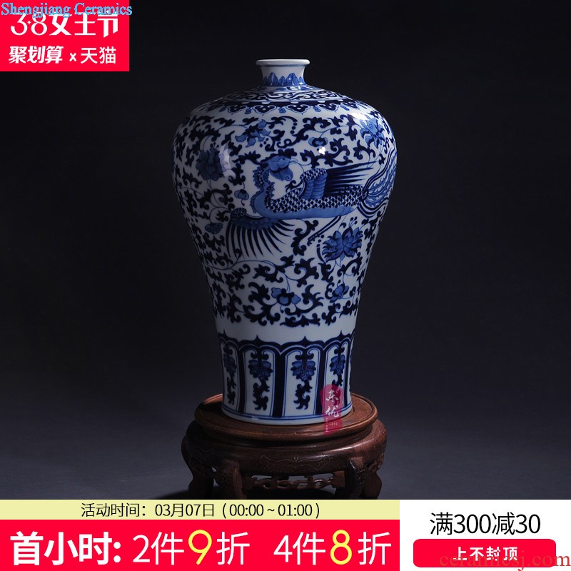 Jingdezhen ceramics vase Wang Yunxi hand-painted success of blue and white porcelain Contemporary sitting room handicraft furnishing articles