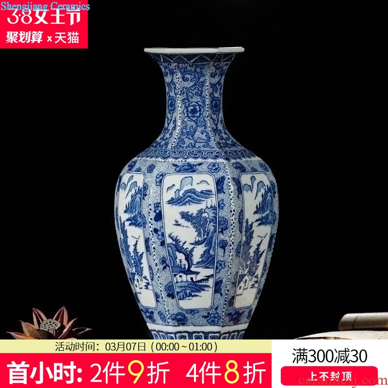 Jingdezhen ceramics vase of large blue and white landscape place to live in the hotel Chinese style living room decoration