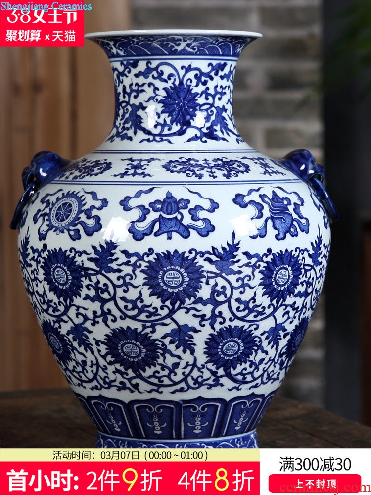 Jingdezhen ceramics hand-painted tea MeiZhengYan vase furnishing articles New Chinese style household living room TV cabinet decoration