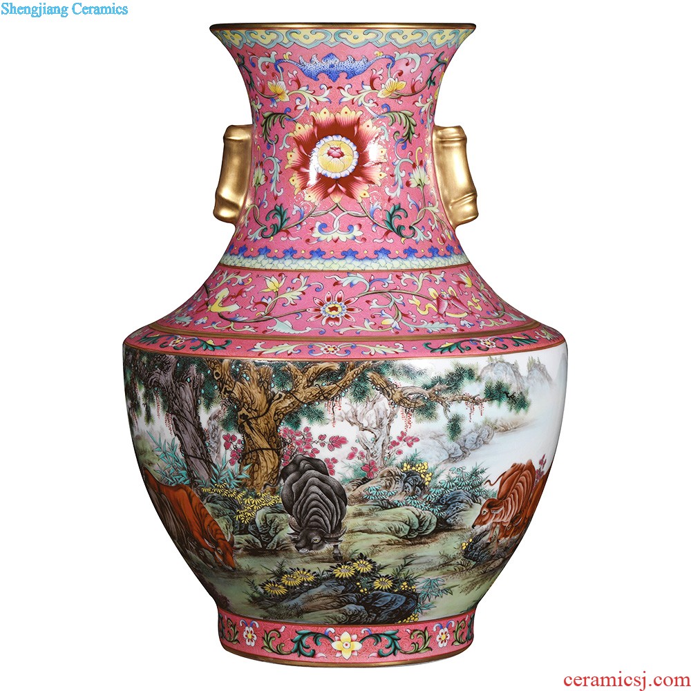 Jingdezhen ceramics vase furnishing articles imitation qing qianlong pea green glaze butterfly mei bottles of Chinese style household decorative arts and crafts