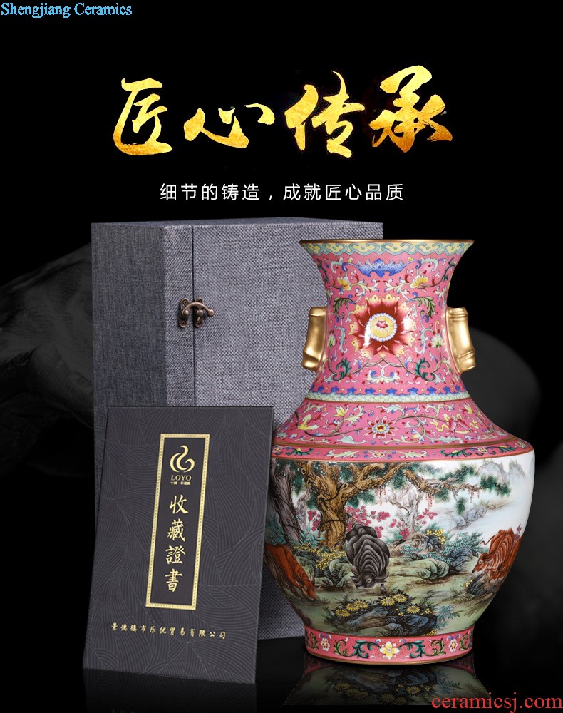 Jingdezhen ceramics vase furnishing articles imitation qing qianlong pea green glaze butterfly mei bottles of Chinese style household decorative arts and crafts