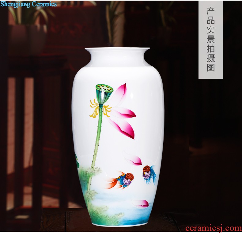 Jingdezhen ceramic porcelain antique blue and white porcelain vase colorful Chinese style home sitting room adornment rich ancient frame furnishing articles