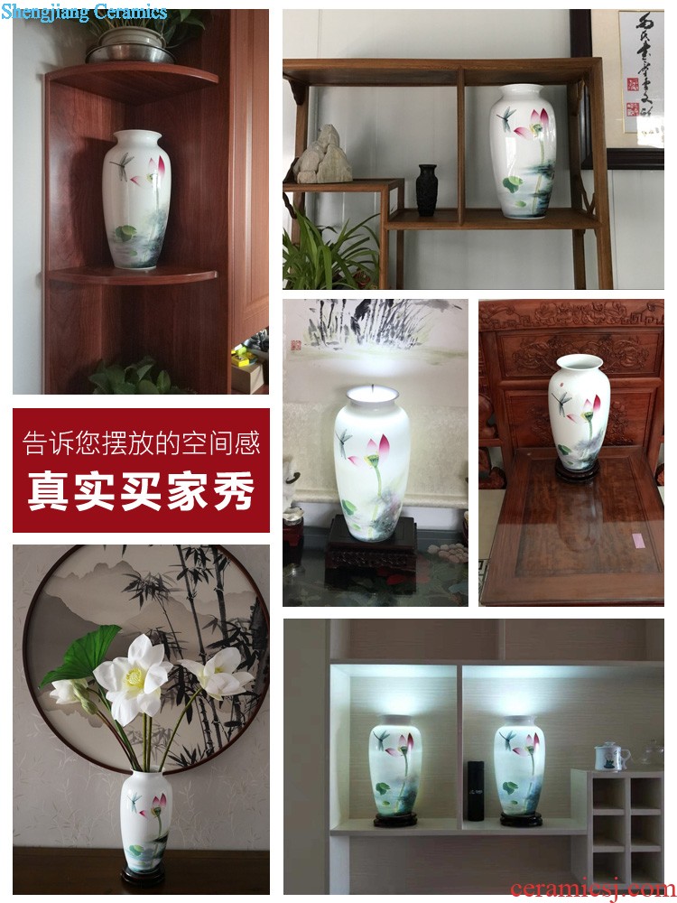 Jingdezhen ceramic furnishing articles hand-painted antique Chinese blue and white porcelain vase household living room TV ark adornment arranging flowers