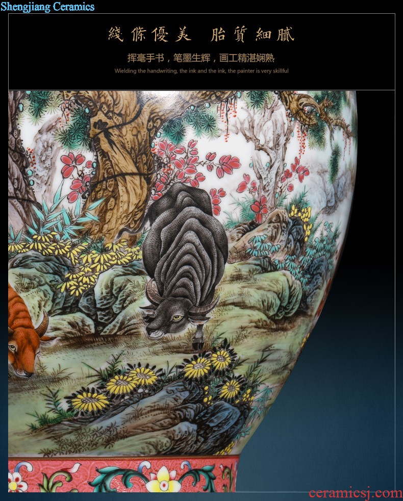 Jingdezhen ceramics vase furnishing articles imitation qing qianlong pea green glaze butterfly mei bottles of Chinese style household decorative arts and crafts