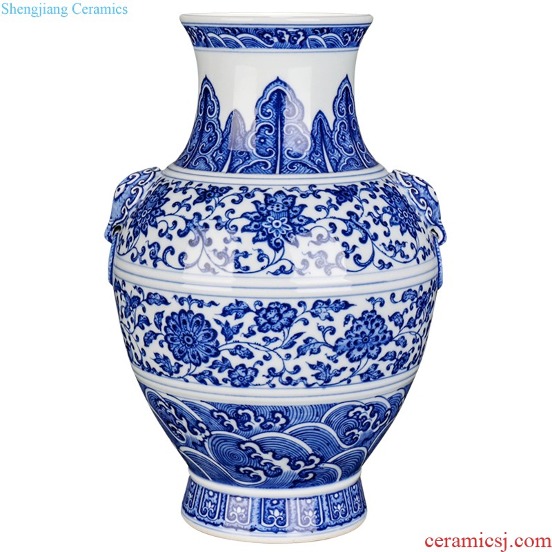 Jingdezhen ceramics hand-painted antique blue-and-white Chinese style bedroom adornment display table flower arranging the sitting room is placed