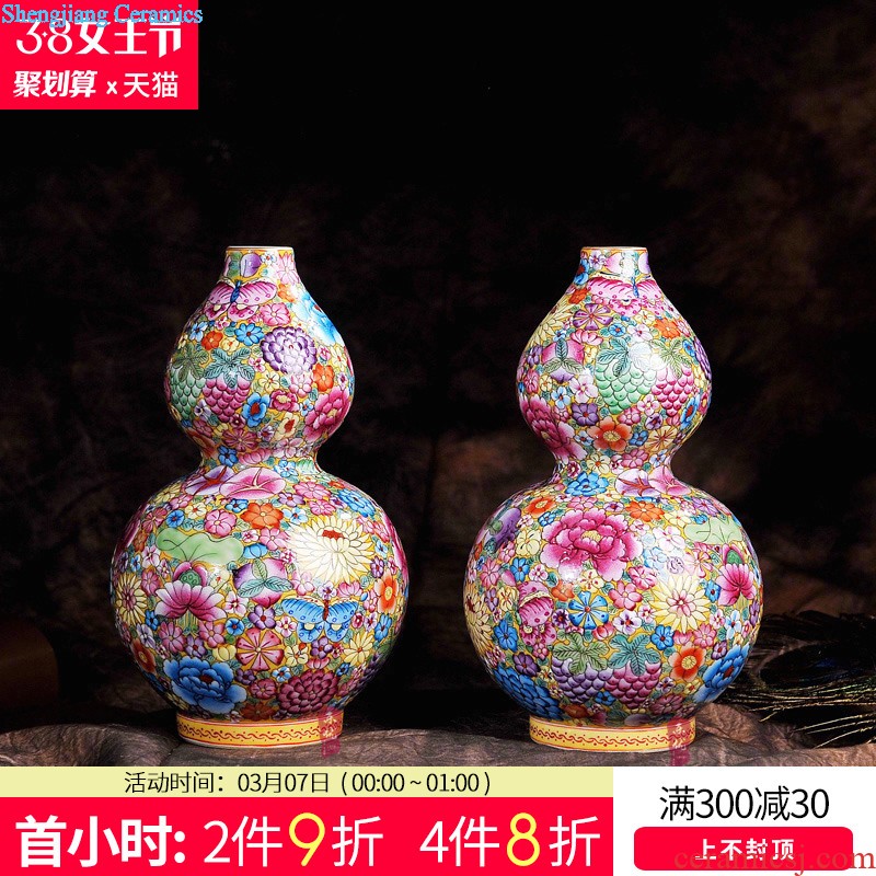 Jingdezhen ceramics hand-painted archaize colored enamel flower gourd vases, Chinese arts and crafts home furnishing articles in the living room