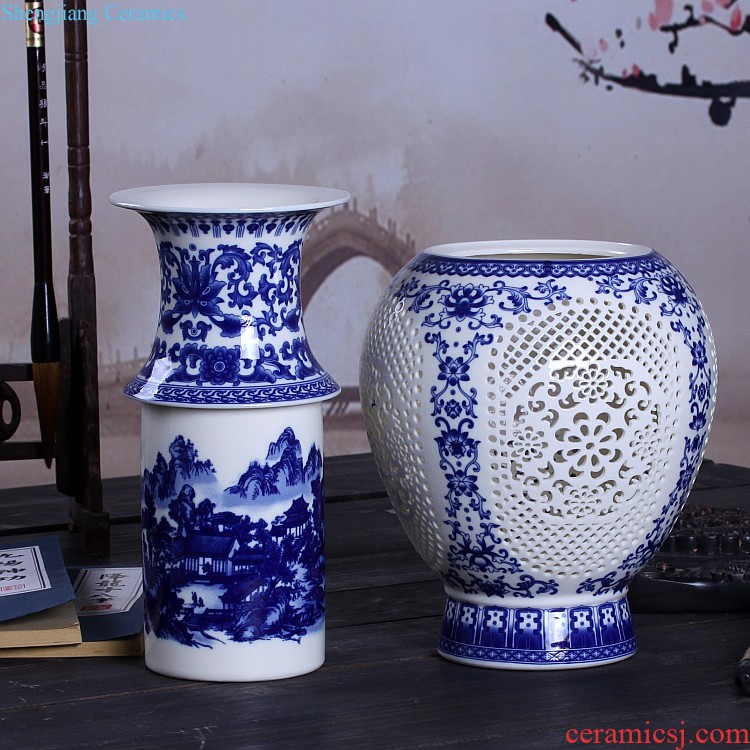 Jingdezhen porcelain Beauty is the sitting room creative fashion crafts green glaze bottle decoration vase furnishing articles decorations