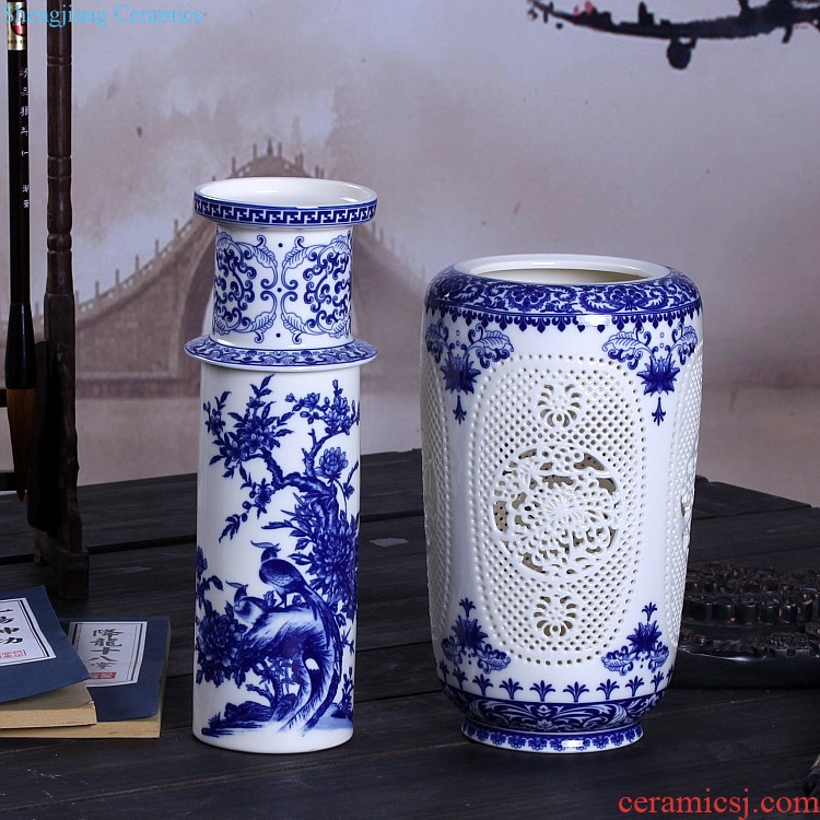 Jingdezhen porcelain Beauty is the sitting room creative fashion crafts green glaze bottle decoration vase furnishing articles decorations