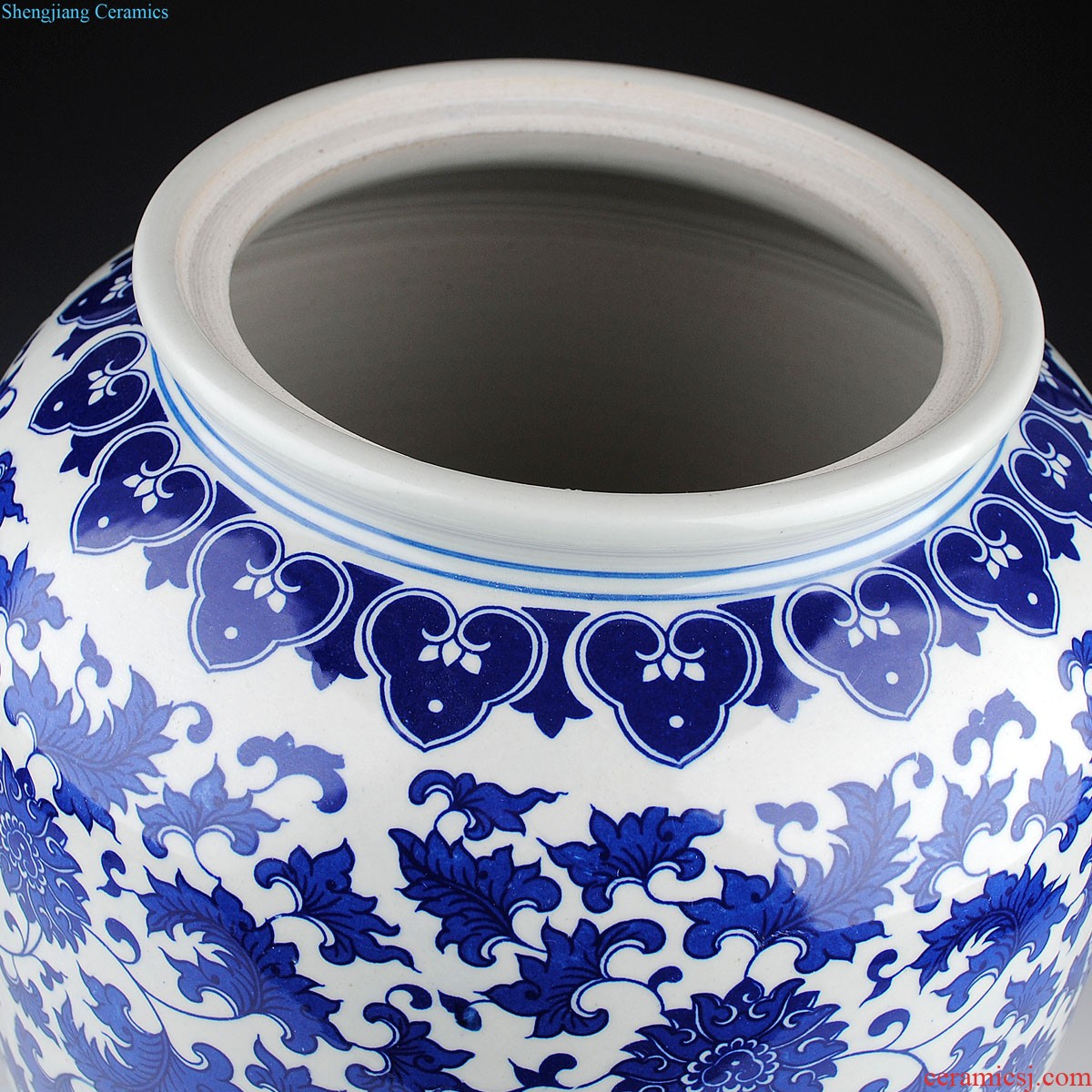 Hong xuan jingdezhen archaize on crackle creative ceramic ashtray Chinese style household adornment furnishing articles in the living room